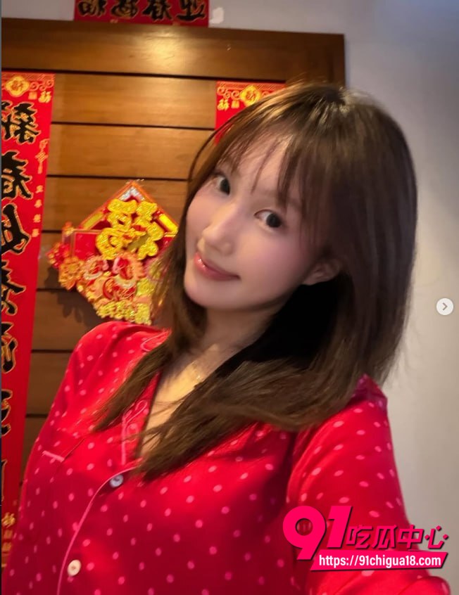 网红zsjhzsjh私密视频被男友曝光14