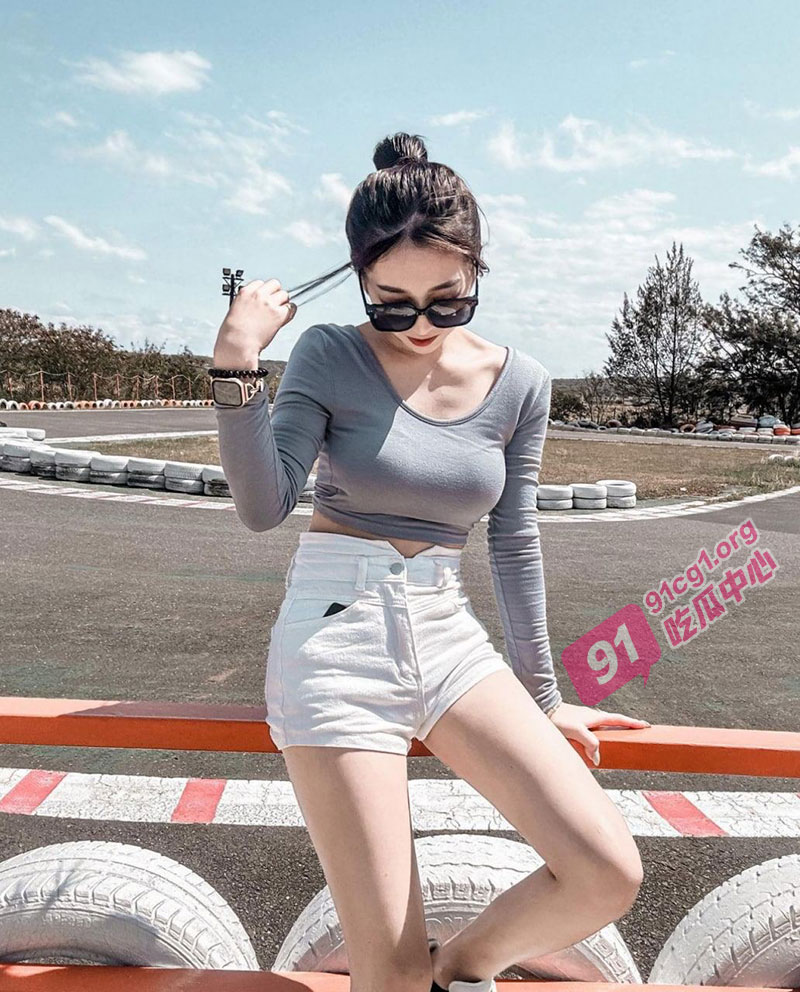 02.jpg
