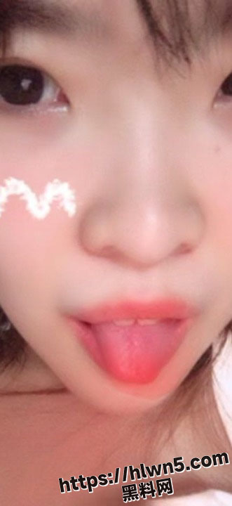 双马尾萝莉 QDDUSJFMD 为挣零花钱不惜下海 白嫩酮体 极品白虎嫩穴被大哥无情开发