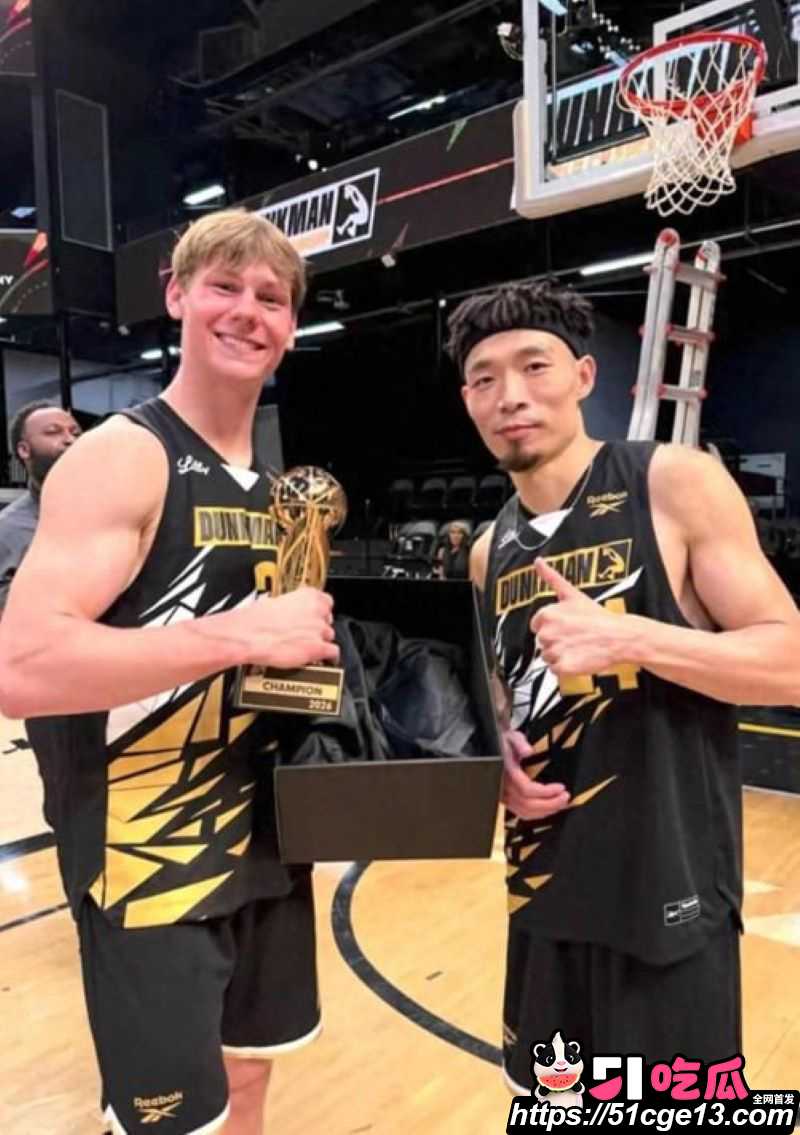 闪耀扣篮大赛亚军陈登星 4