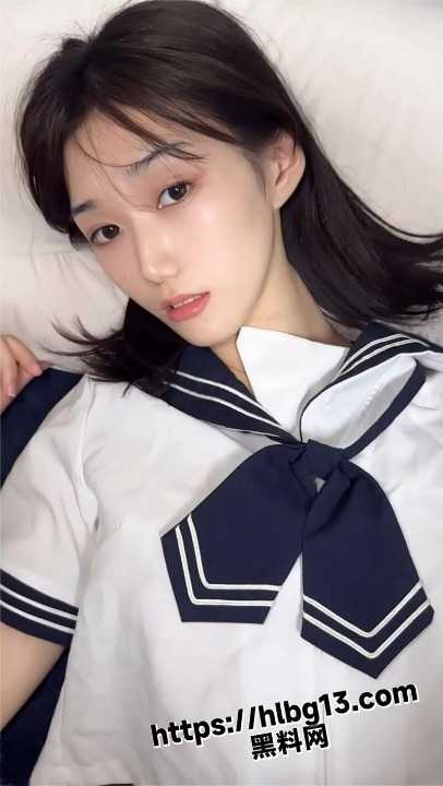 打响清纯JK妹第一炮 丰满白皙秀色可餐 这又是谁的白月光 而我仅用钟点房就体验到了!