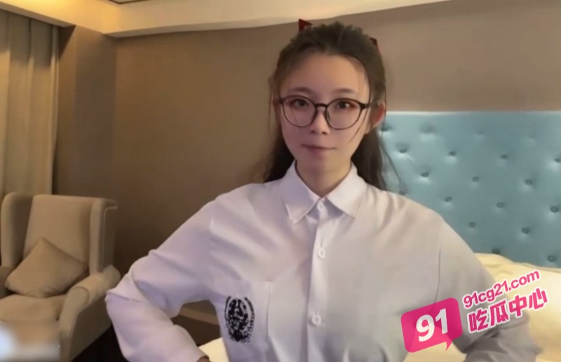 刚毕业女大学生刘思雨 被要求陪睡才给工资 无奈舍身伺候老板！ 配图2