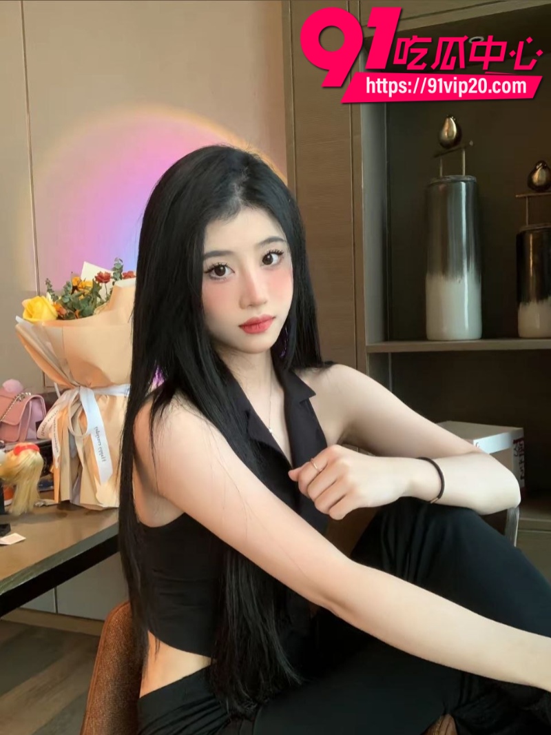 云南昆明饥渴美女陈佳鑫酒店约炮0 云南昆明饥渴美女陈佳鑫酒店约炮0