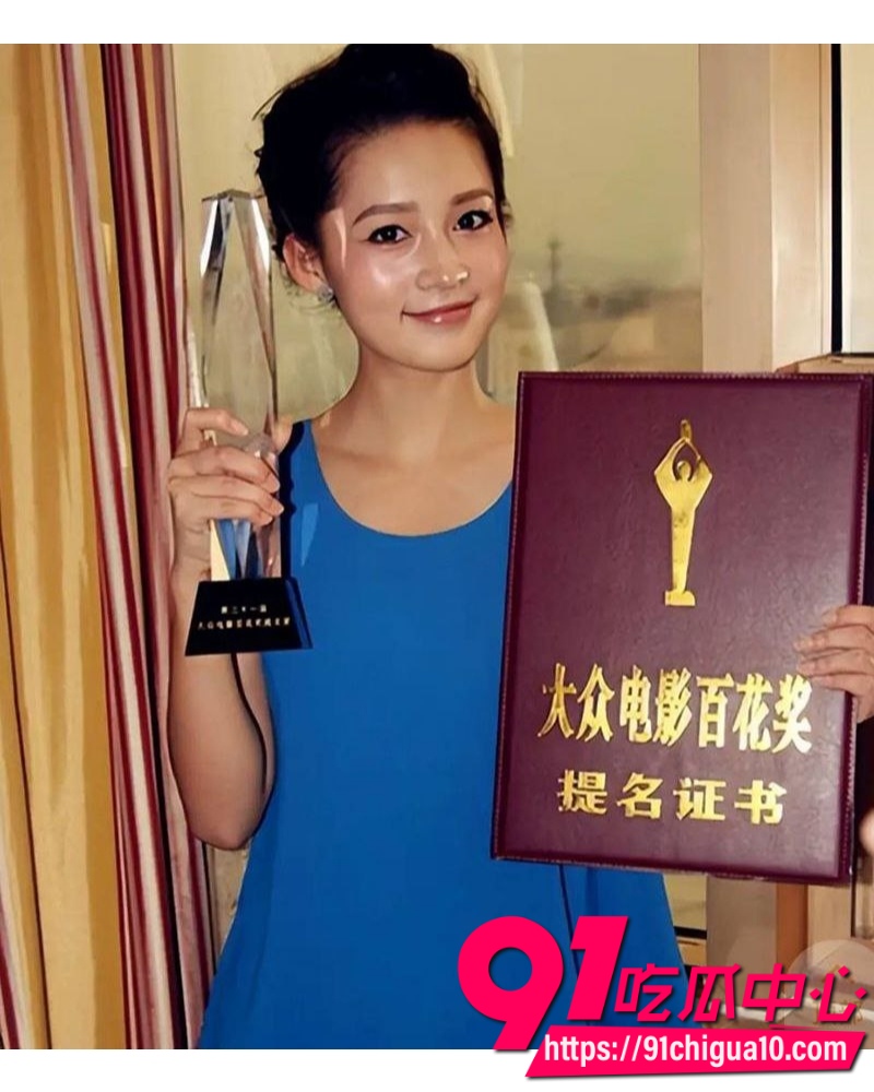 知名演员李沁 3