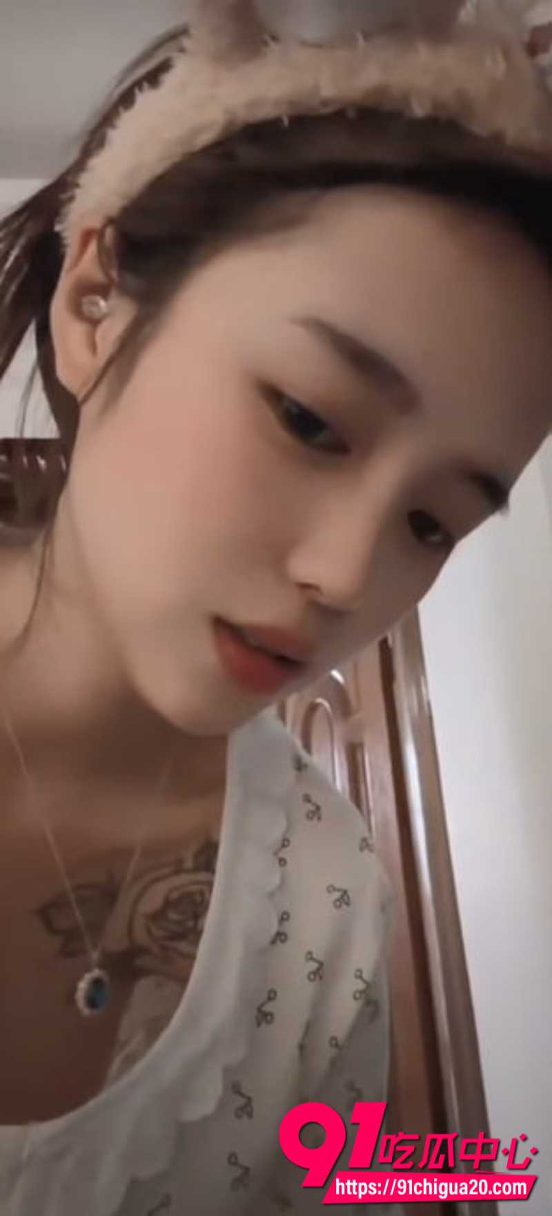 抖音女网红直播露点闪现合集4 抖音女网红直播露点闪现合集4