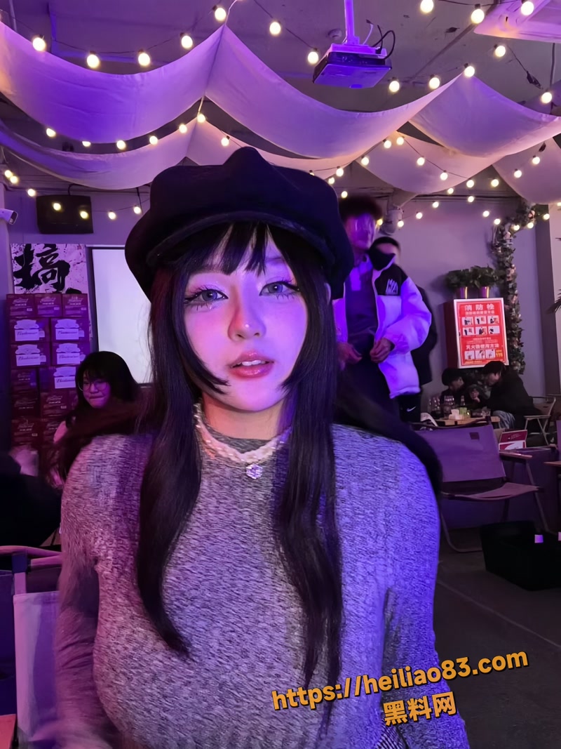 黑龙江微胖人妻 刘梦 竟在酒店与邻居帅哥激情偷情良家少妇下贱模样让人震惊