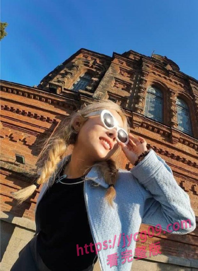 兔耳少女私密视频曝光 富二代女友撩欲画面惹人关注！ 配图3