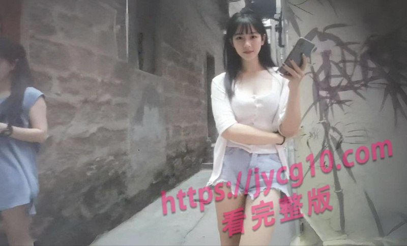 城中村惊现韩剧脸女神！颜值逆天气质撩人引爆全网 配图2