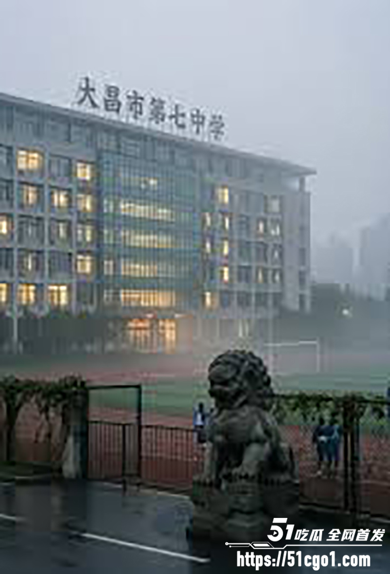 大昌市第七中学鬼敲门 1 拷贝