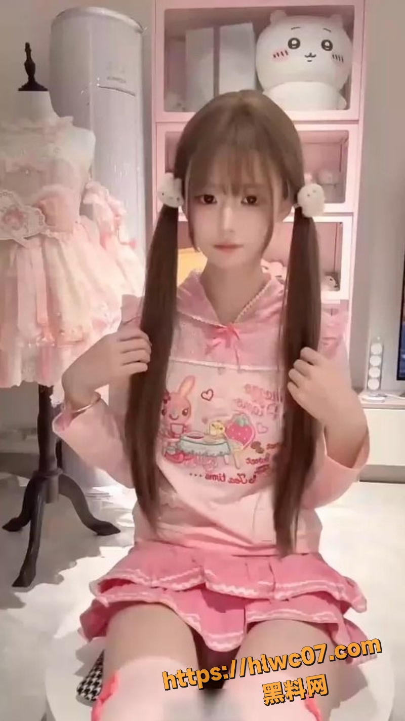 极品双马尾萝莉福利姬 季雨 白丝粉色小兔装自慰 瞬间变身反差骚货