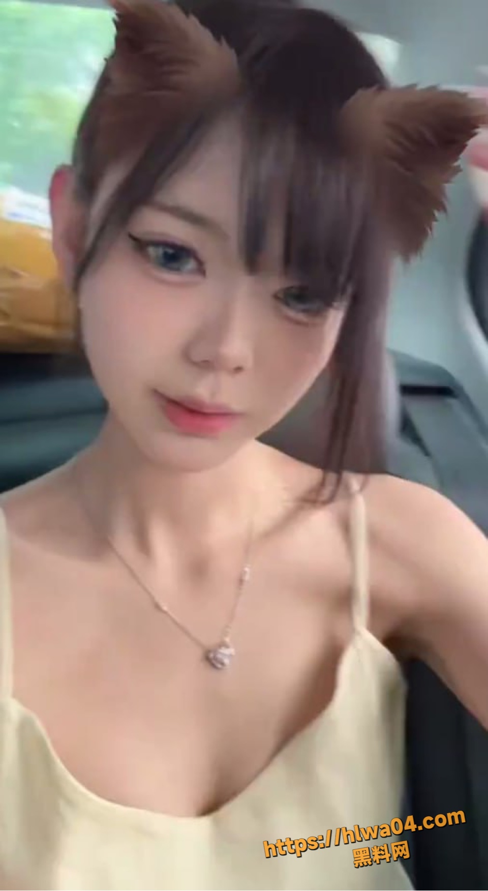 少主饱饱顶级神颜美少女自拍啪啪福利 18岁少女粉嫩一线天私处大尺度抽插