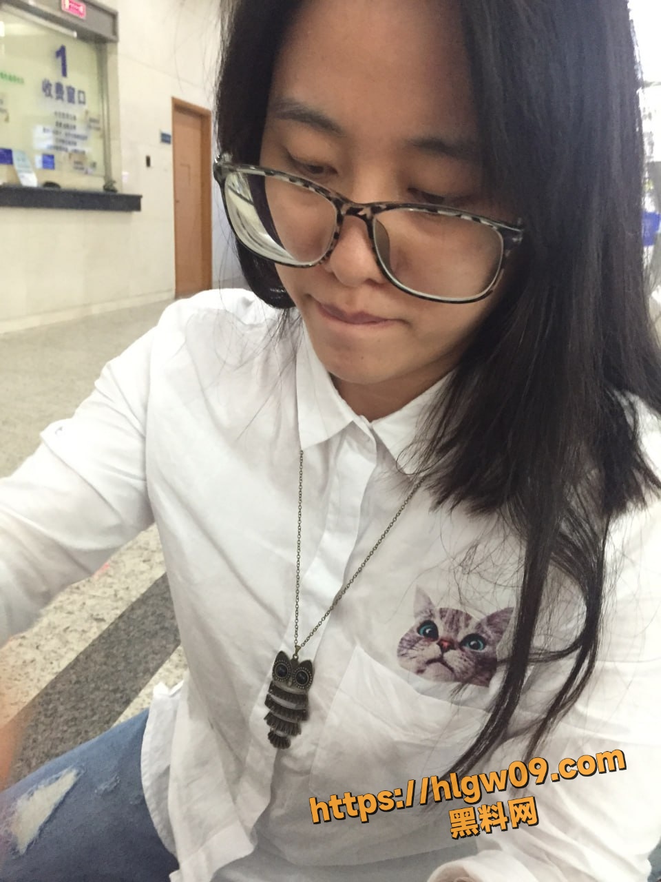 眼镜人妻语文老师 私生活极度反差 与老公露脸性爱私拍泄密 各种情趣制服调情做爱骚到不行