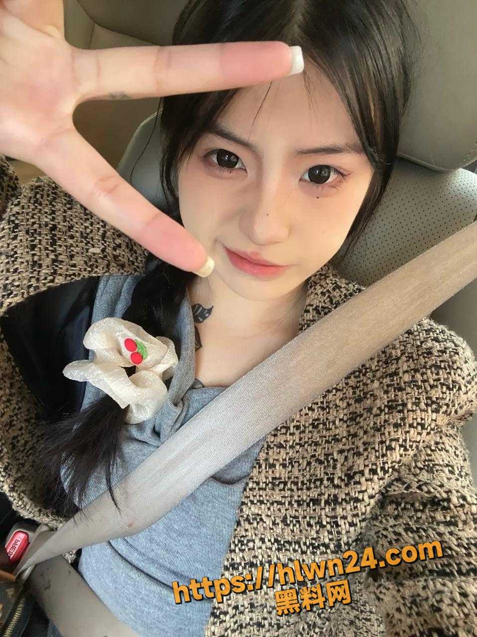 江西纹身小太妹 李妍 被社会大哥带去宾馆一顿输出 黑丝白丝混合穿搭年轻就是无极限