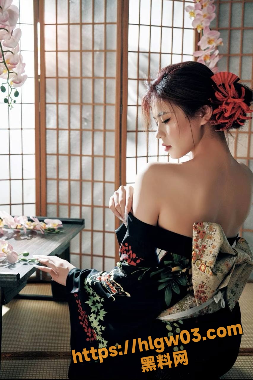 极品反差婊张慧雯分手后网上约炮 巨乳勾引猛操淫叫 口交骑乘 私密视频曝光！