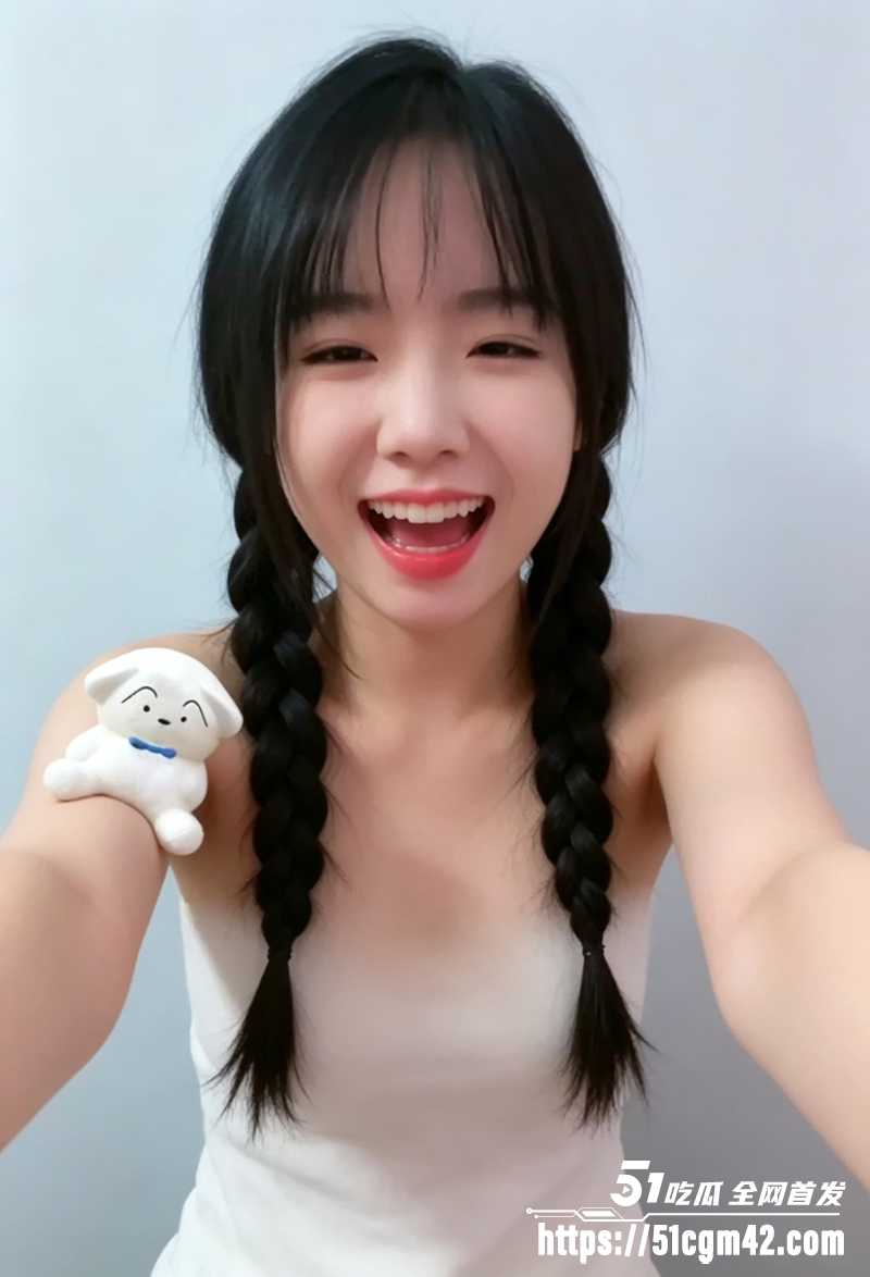 泰州反差婊凤小老师徐滋远裸聊视频流出1拷贝