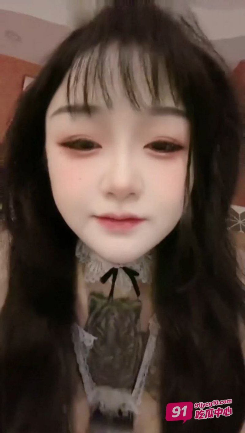河北小妹冯琪忘我吃鸡 结果遇人不淑被曝光视频～ 配图7
