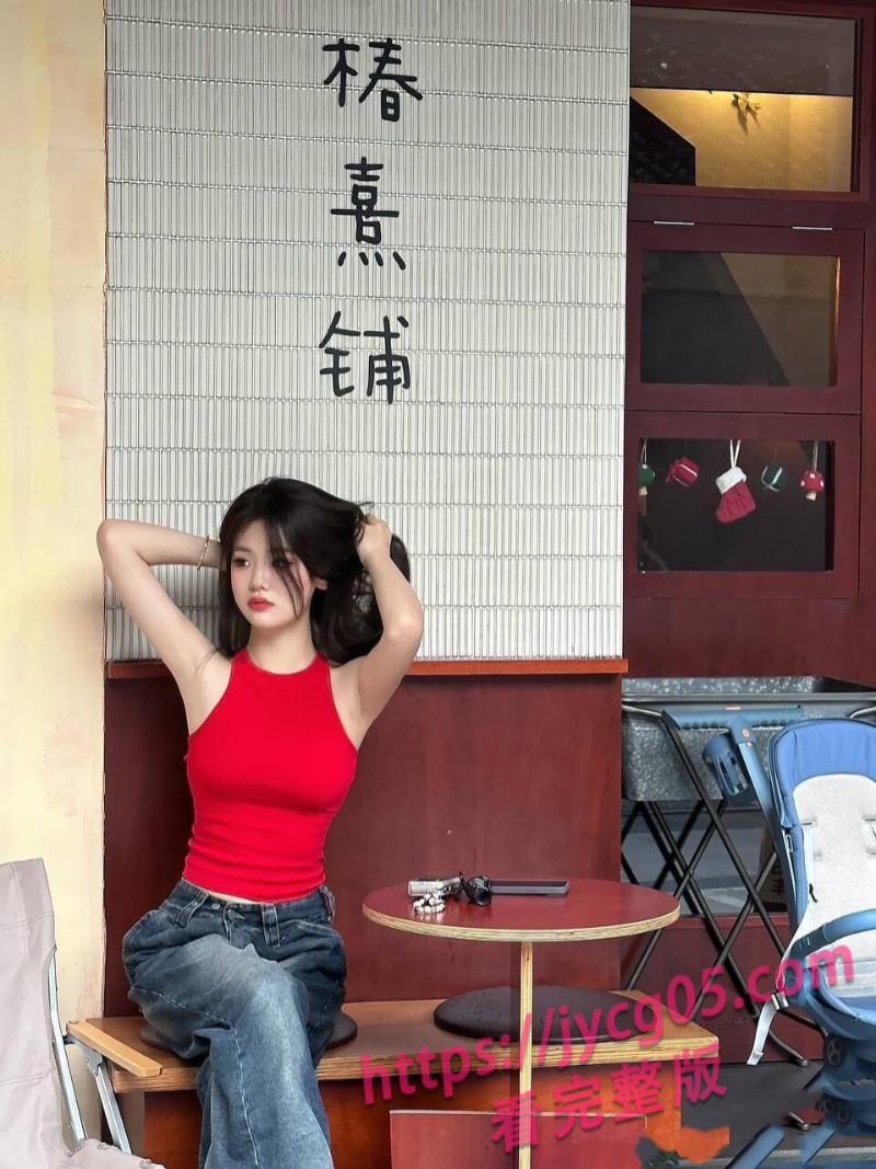 清纯女神王可盈落入富二代怀中！口活诱惑＋激烈实拍画面疯传 配图2