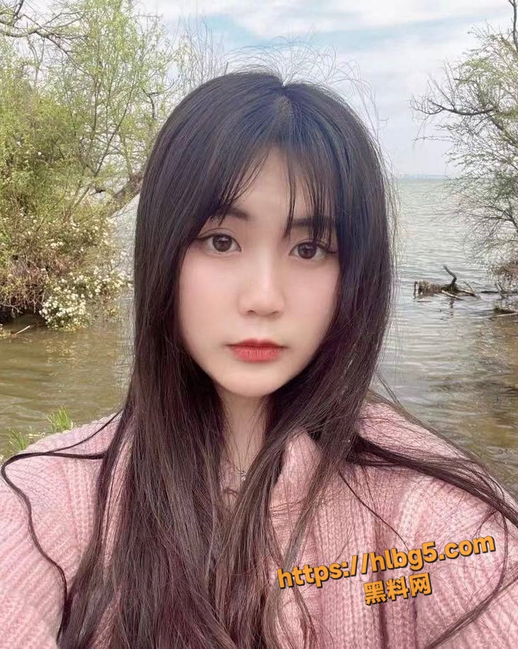 骚货前女友 人前人后反差 宜宾厥溪镇赵家坝渣女 谢欣芮 找接盘侠 为了金主给前男友带绿帽！