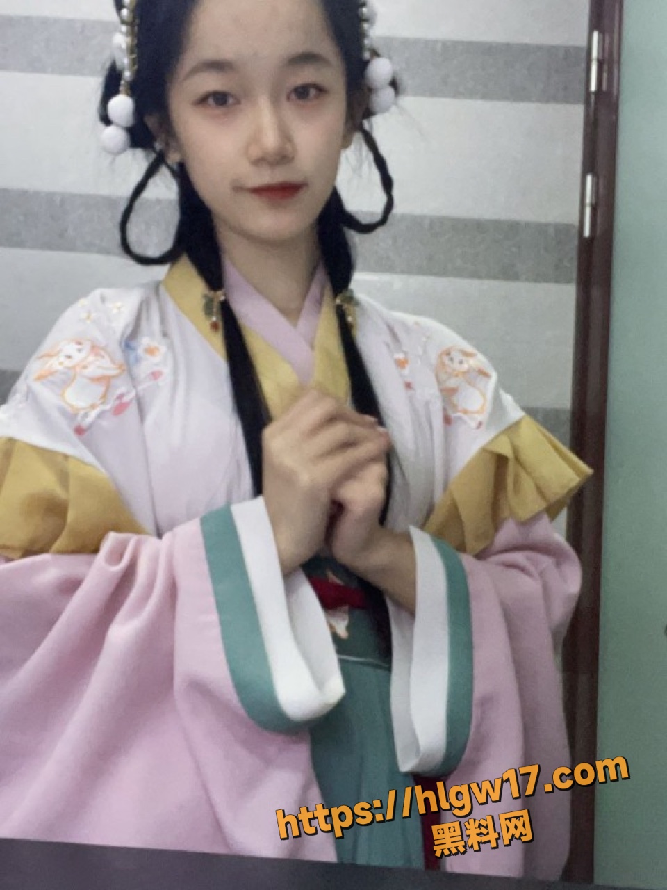 胡椒仔福利姬美脚萝莉自拍合集 极致诱惑撩人心弦 私密福利大放送