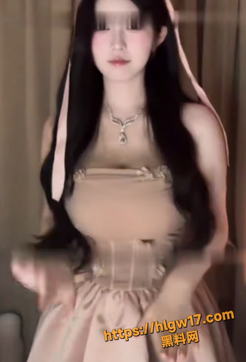 抖音网红 生气的农 大眼萌妹一对一视频曝光 巨乳揉搓身材展示！