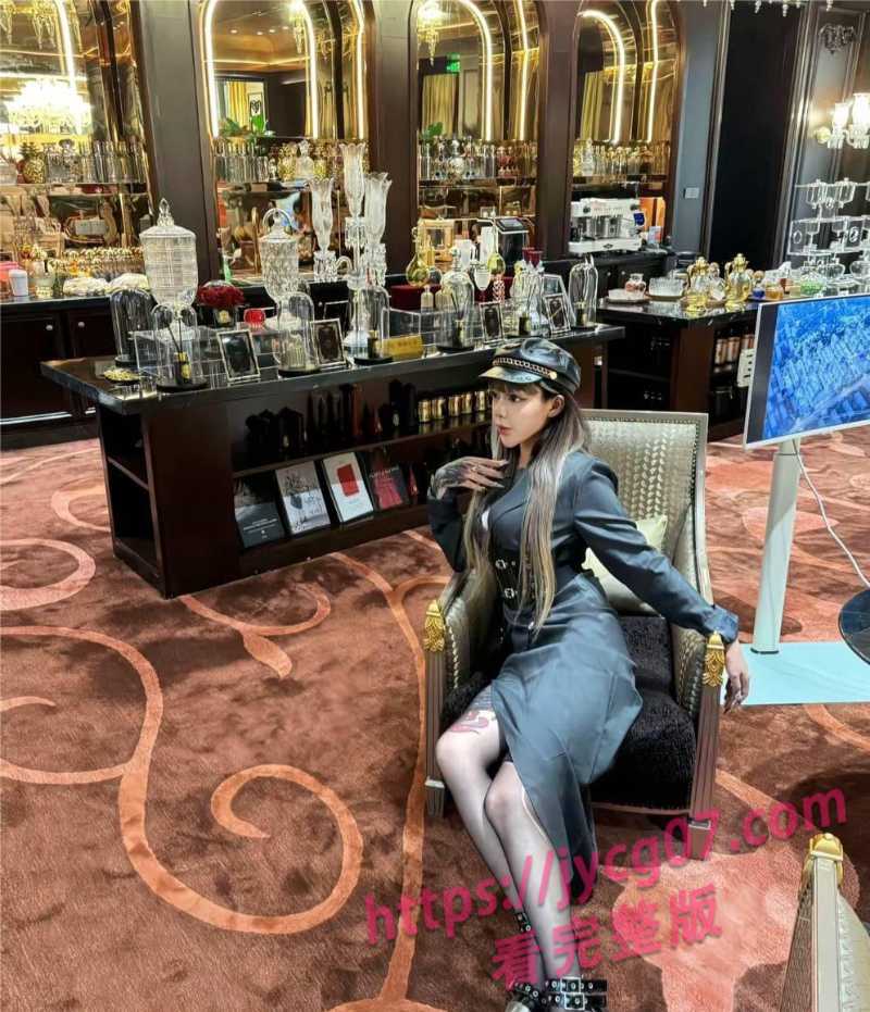 天津女神小雨私拍实录流出！情趣调教+M属性画面曝光引热议