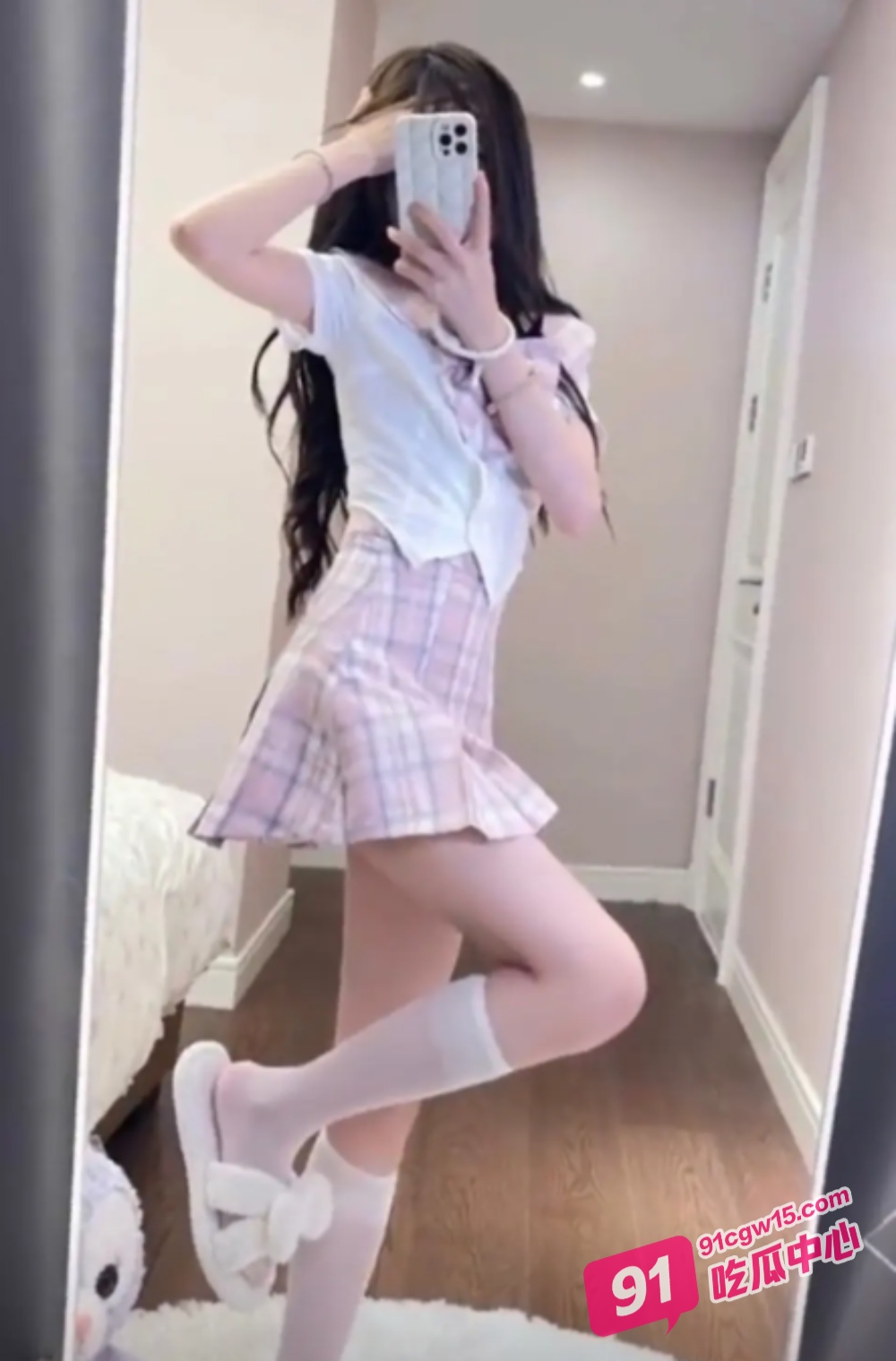 二次元逗狗现场:jk萝莉奴束缚四肢扮演人型母狗 是谁调教成这样了? 配图3