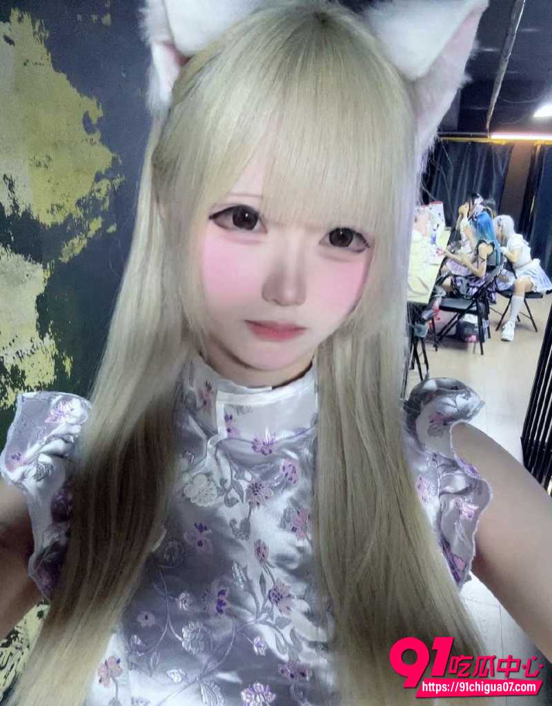 抖音嫩妹网红博主2