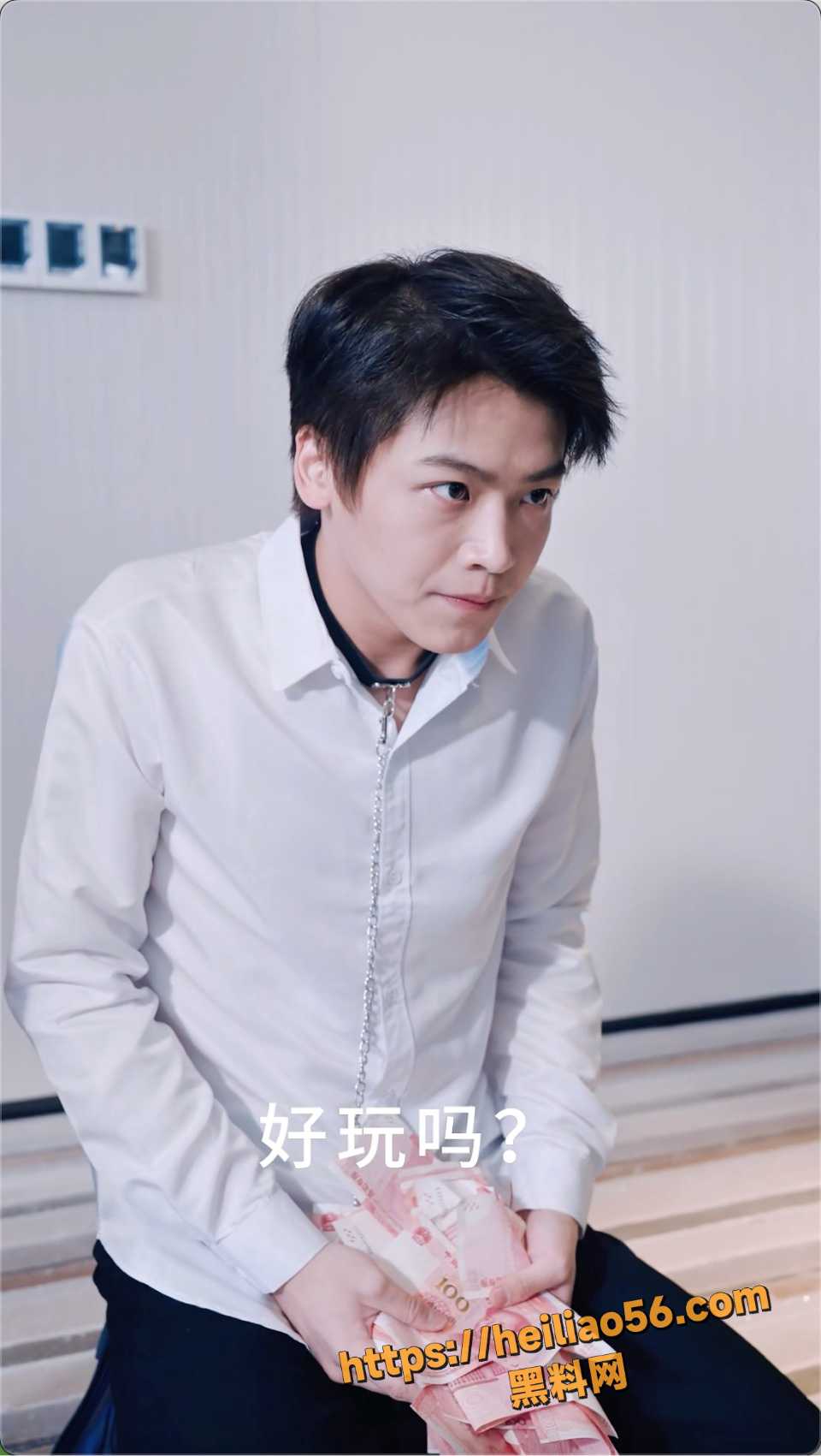 擦边短剧 救赎错爱 震撼上线 禁忌纠缠虐恋升级 女主黑化复仇 却又深陷情欲漩涡！