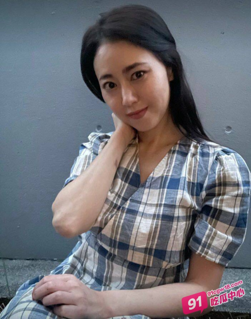 那些年错过的少妇 当年不想要现在求着操 调教各地风骚淫妇合集强势流出！ 配图3