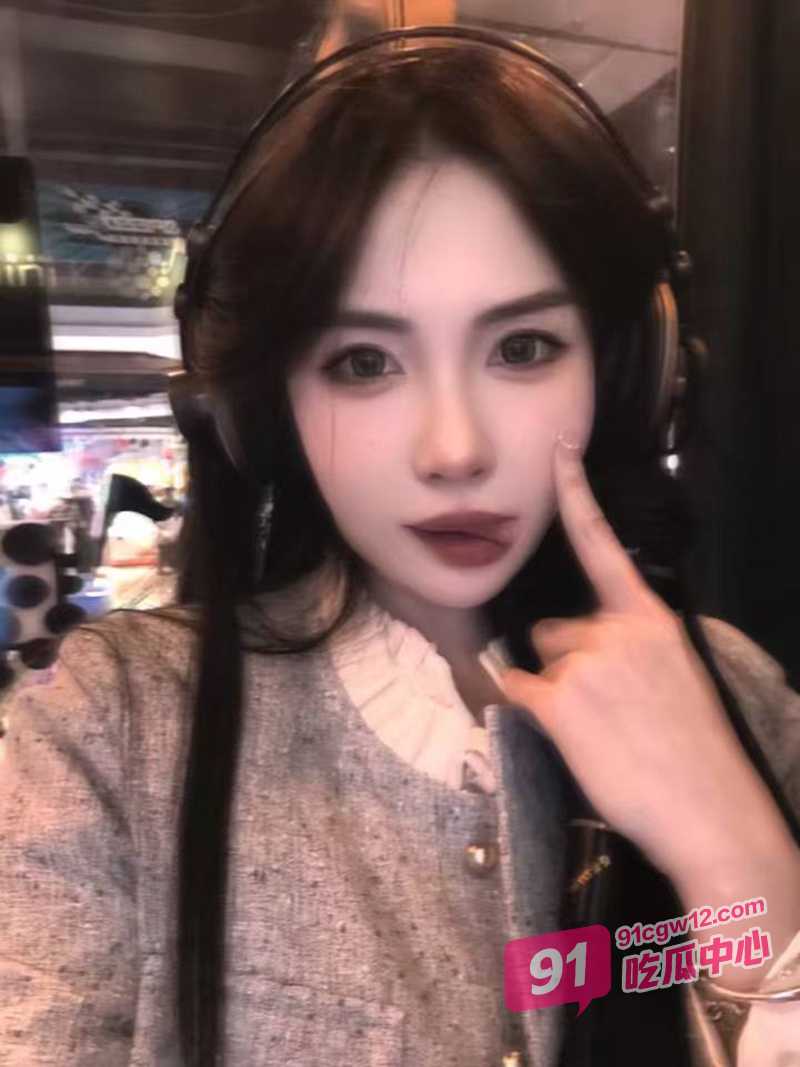 合肥翘臀女教练李郁郁 寻求痞帅肌肉男调教 水多奶大反差感超强！