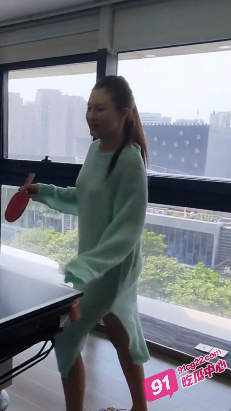 台球媛重出江湖 真空露点诱人心“老板 还不来打一枪” 配图7