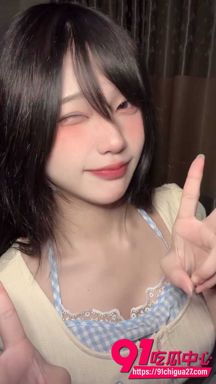 抖音江西荨荨子裸聊自慰视频流出3 抖音江西荨荨子裸聊自慰视频流出3