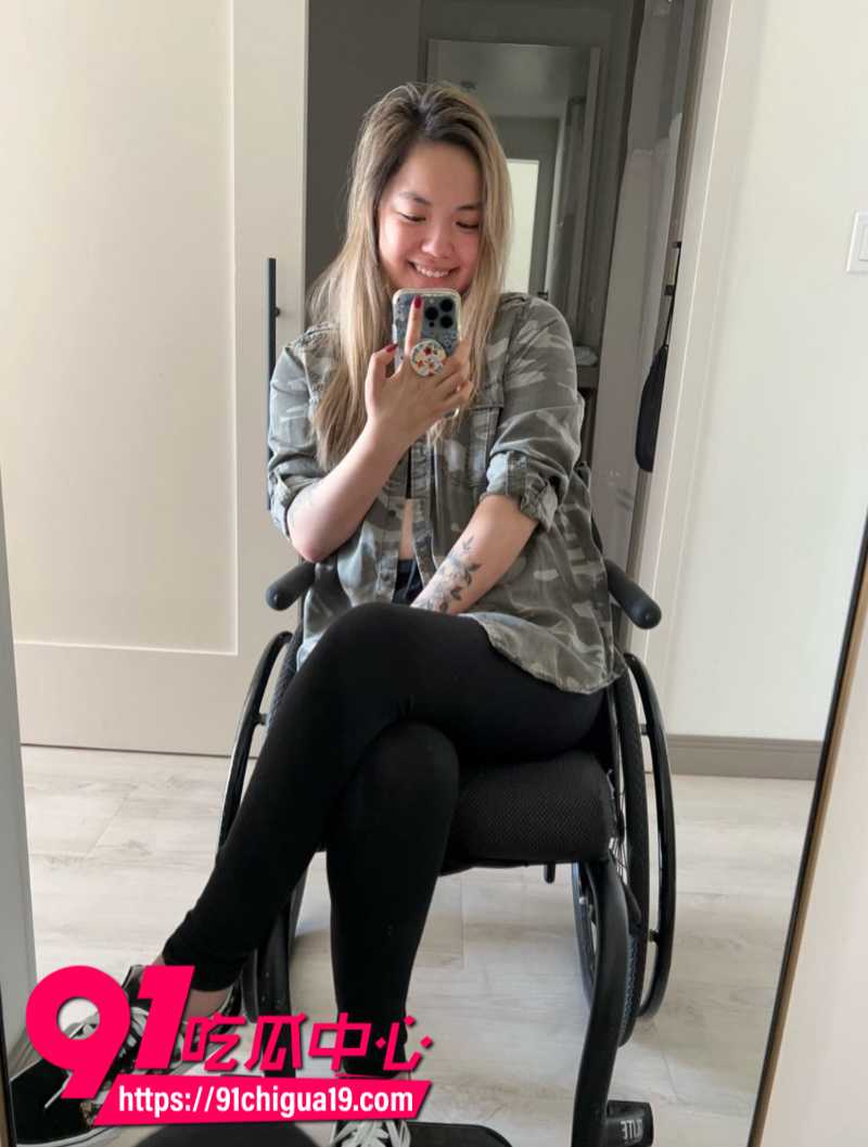 INS女模特Amethyst与前男友自拍性爱视频流出9