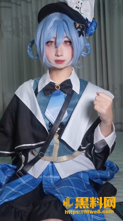 推特高颜值伪娘博主 银木偶kiyu JK制服丝袜 道具自慰吞精 画面冲击力拉满