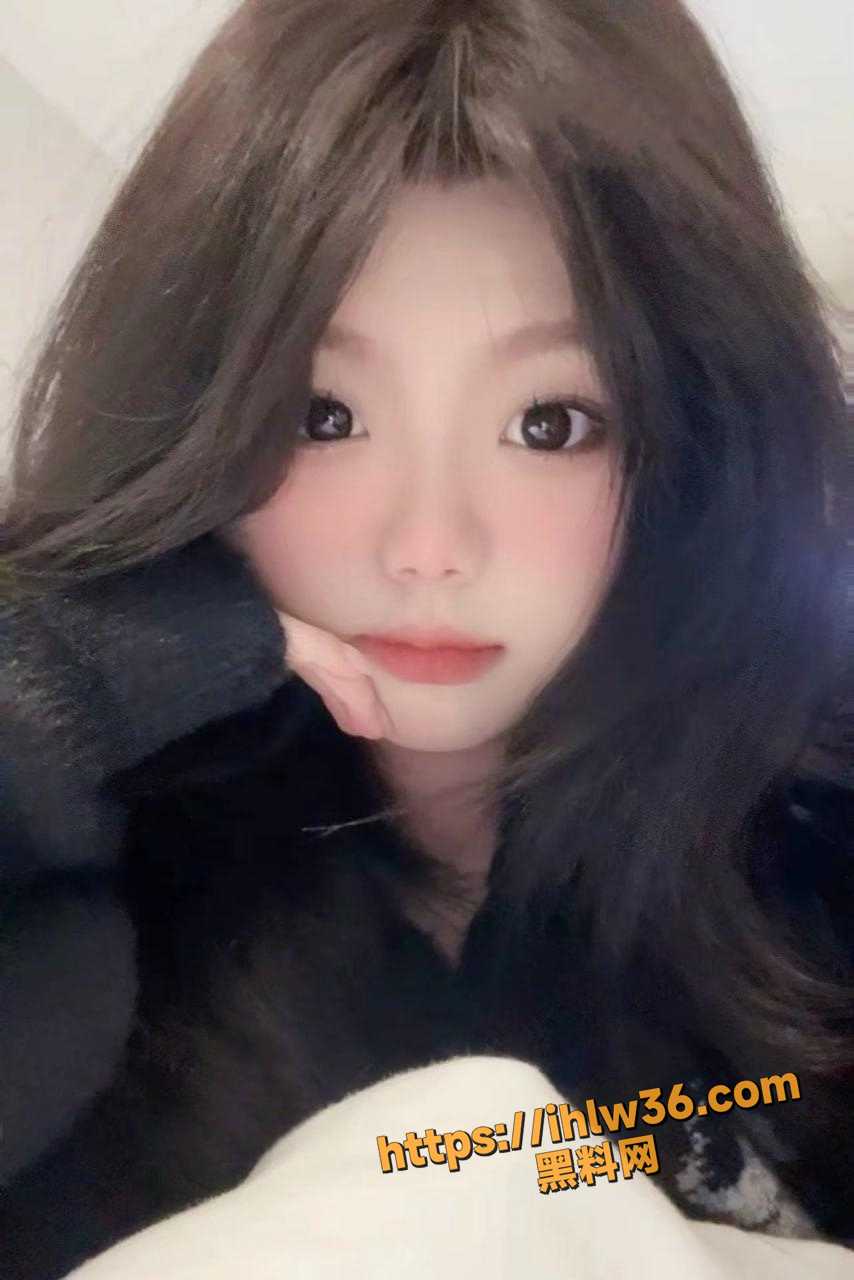 湖北文理学院 屈佳怡 多人追求的妹子没追到 却被我顺利拿下 只是你不知道她的反差性有多大！