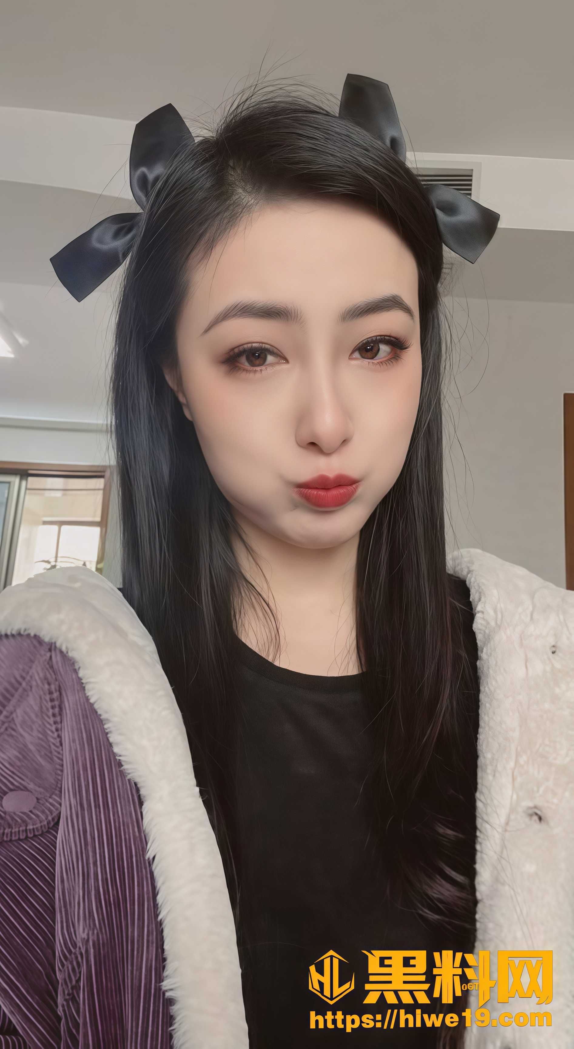 韵味熟女 黑发红唇浴室全裸自拍 主动口交私密视频全网曝光