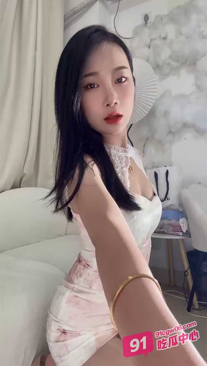 抖音200w粉丝网红保护好溪溪 大量付费私拍流出 多场景展示诱人妖娆身材！