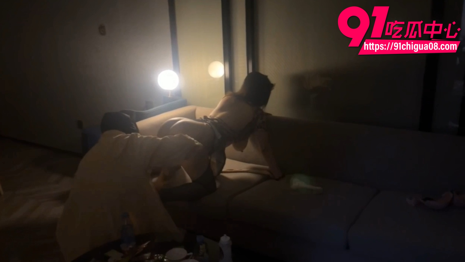 36E巨乳嫂子双穴齐插81