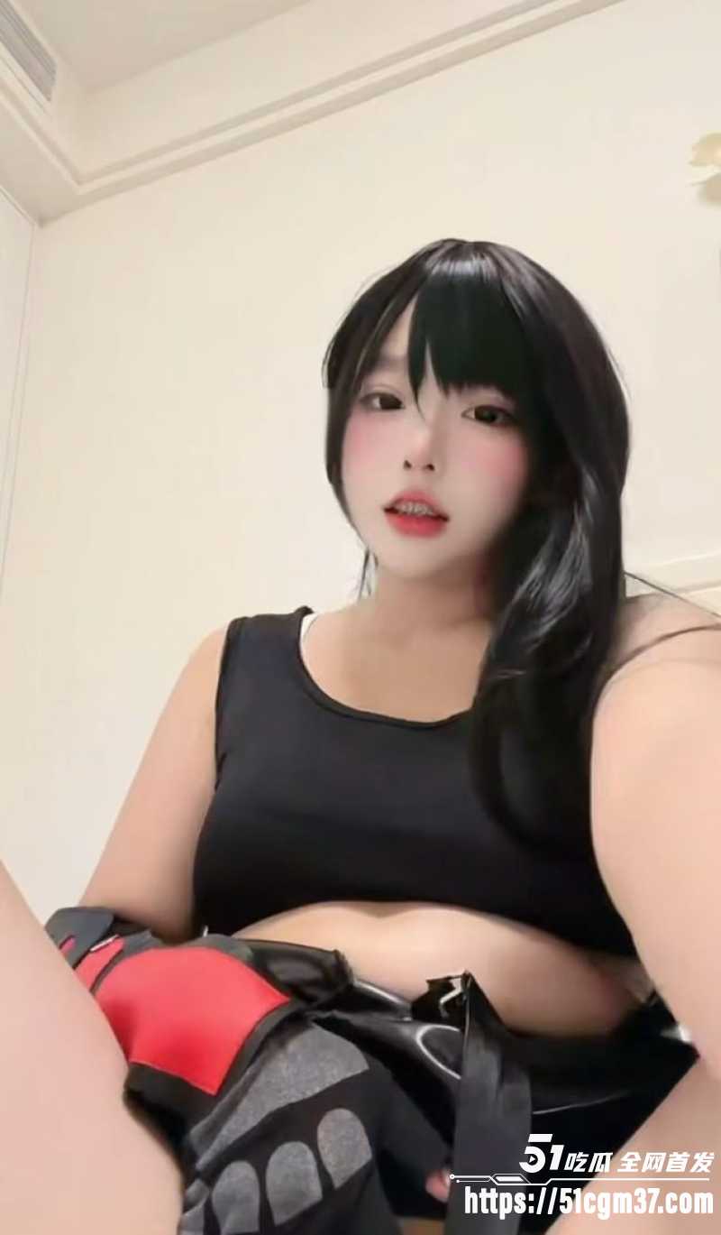 推特白虎蜜穴兔宝大人1