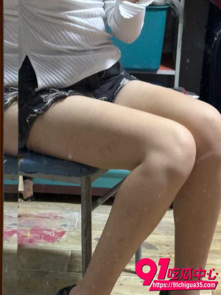 天津伯苓高中女生瑶瑶5 天津伯苓高中女生瑶瑶5