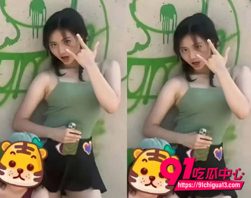 黄多多图书馆亲密被开除16