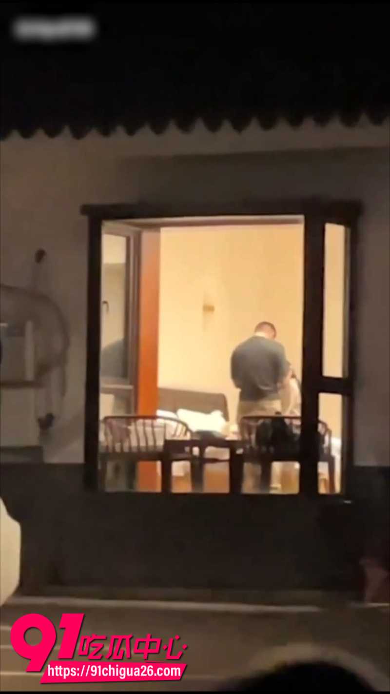 中国农业大学男老师勾引女学生酒店约炮6