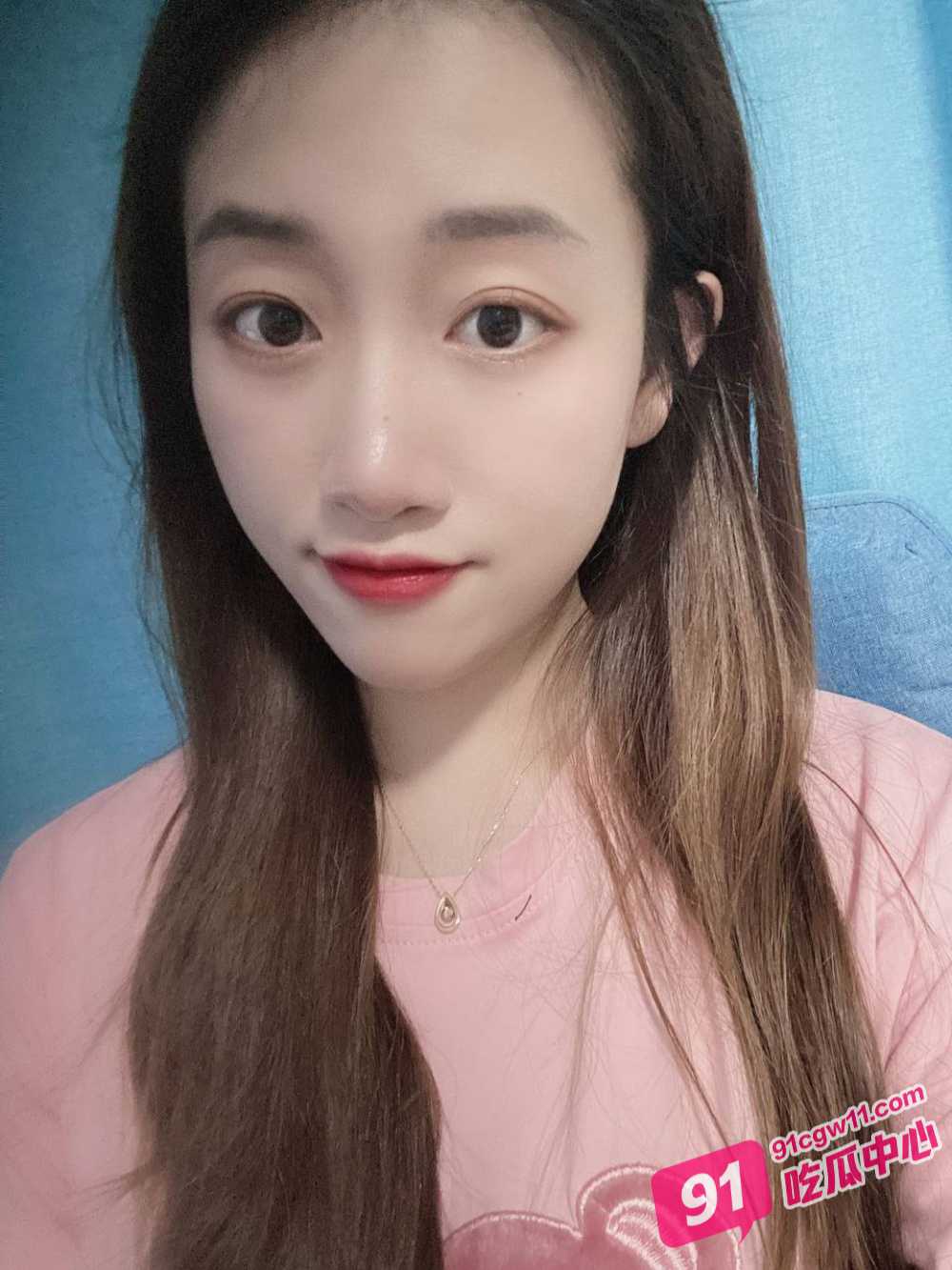 广东湛江气质美女沈心怡～被金主包养调教视频泄密 完美露脸骚气十足 配图2