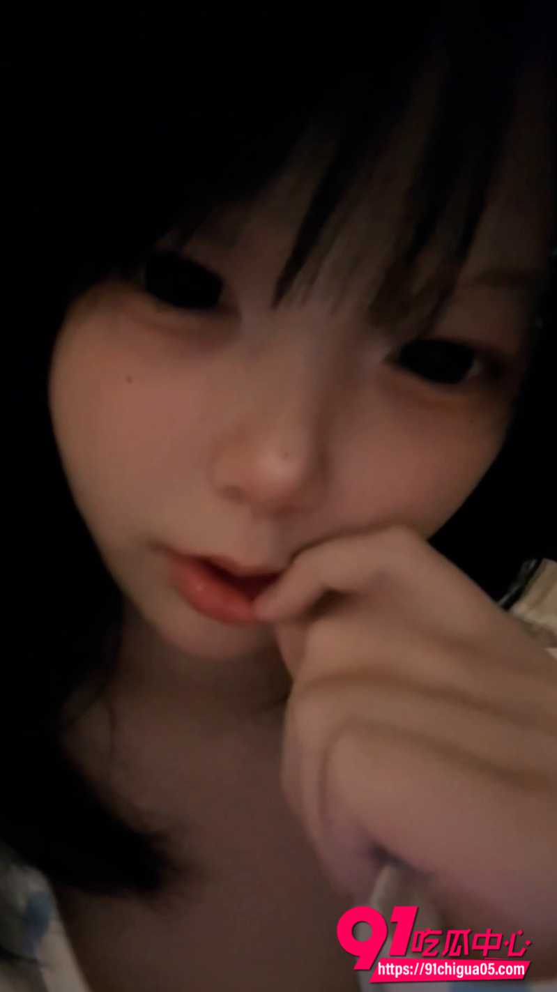 大眼萌妹池奈奈2