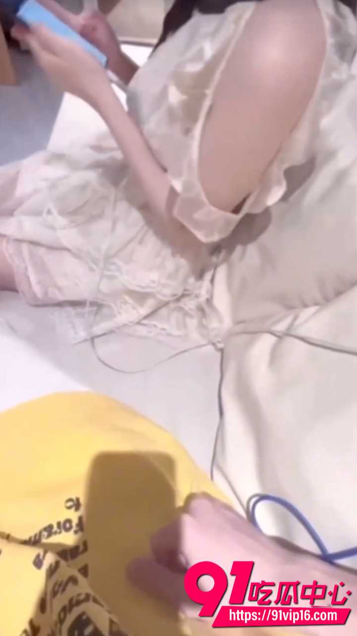 兄妹酒店做爱视频3 兄妹酒店做爱视频3