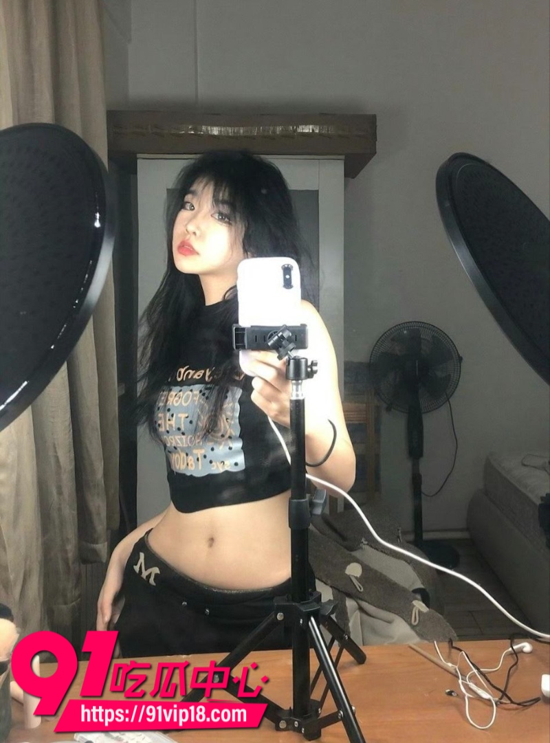 大连聚点传媒女主播小狗张熙为了维护榜一大哥出卖肉体下海陪睡14