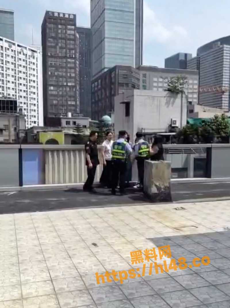 成都凯宾酒店附近惊现水泥封尸打生桩！法治社会依旧有这样的事件发生真的让人感受到恐惧！