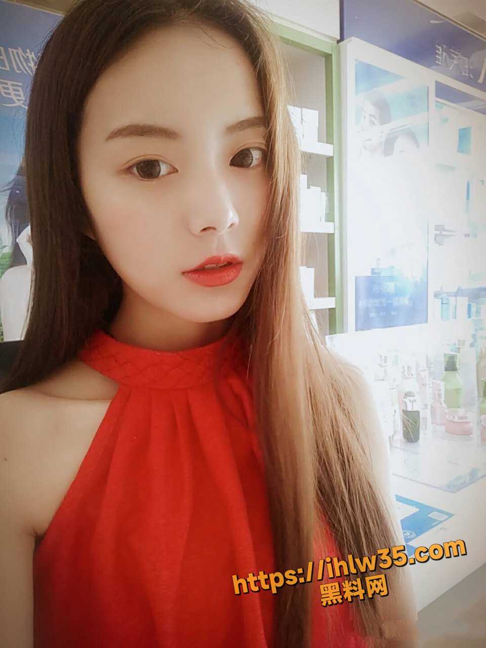 一个喜欢玩绳缚喜欢被调教户外露出的母狗你能降得住吗 能征服吗 白虎蝴蝶粉鲍淫妻等你来挑战！
