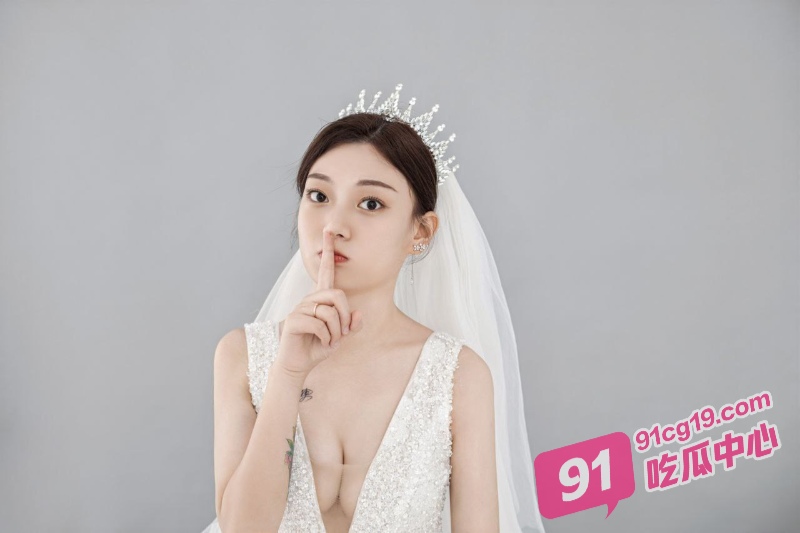 请不要把我当人！大奶人妻臣服于大屌 淫荡程度直呼受不了！ 配图2