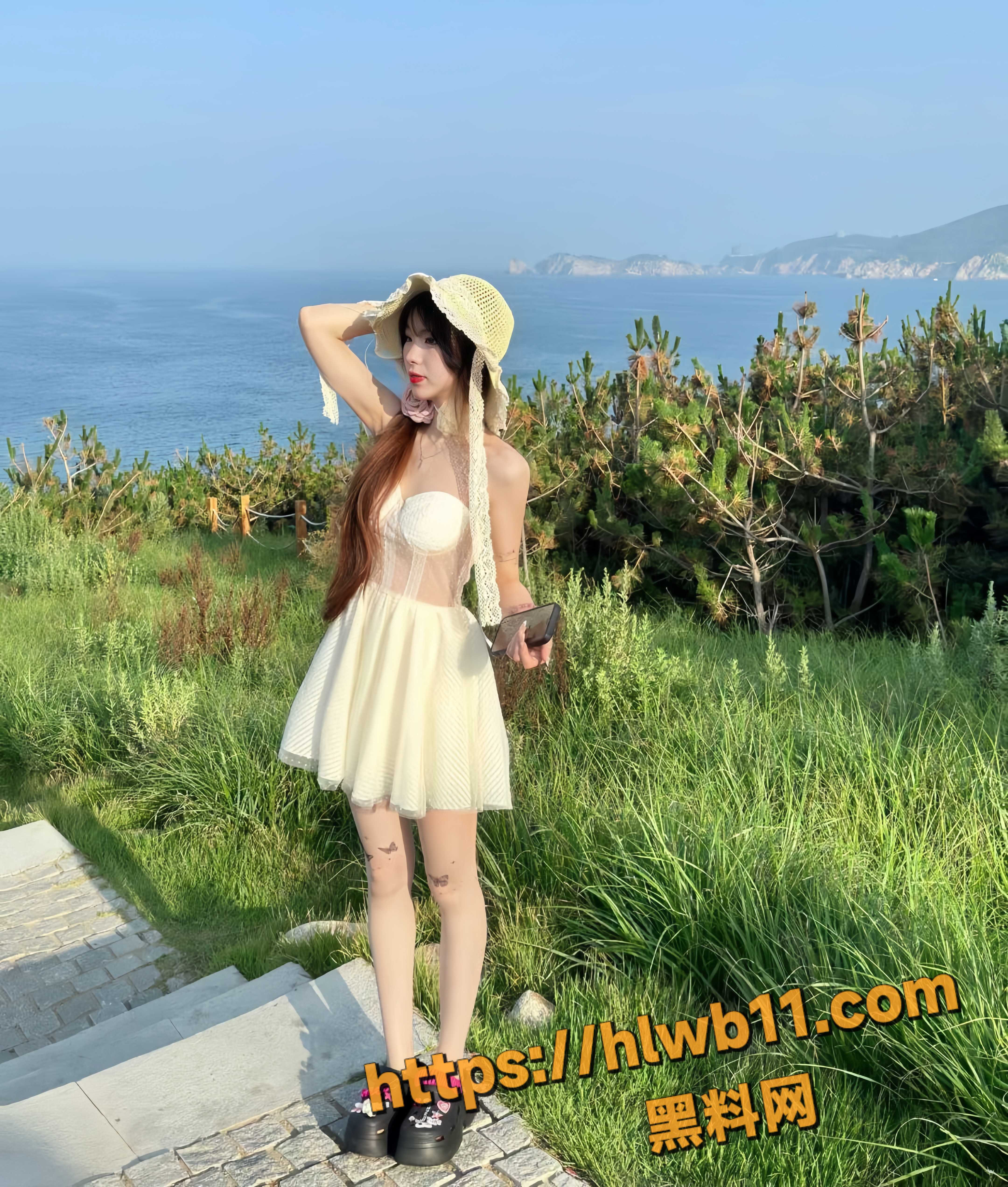 杭州舞蹈系美女 李候茹 情趣黑丝足交 女上骑乘骚穴淫水不断 高清视频曝光！